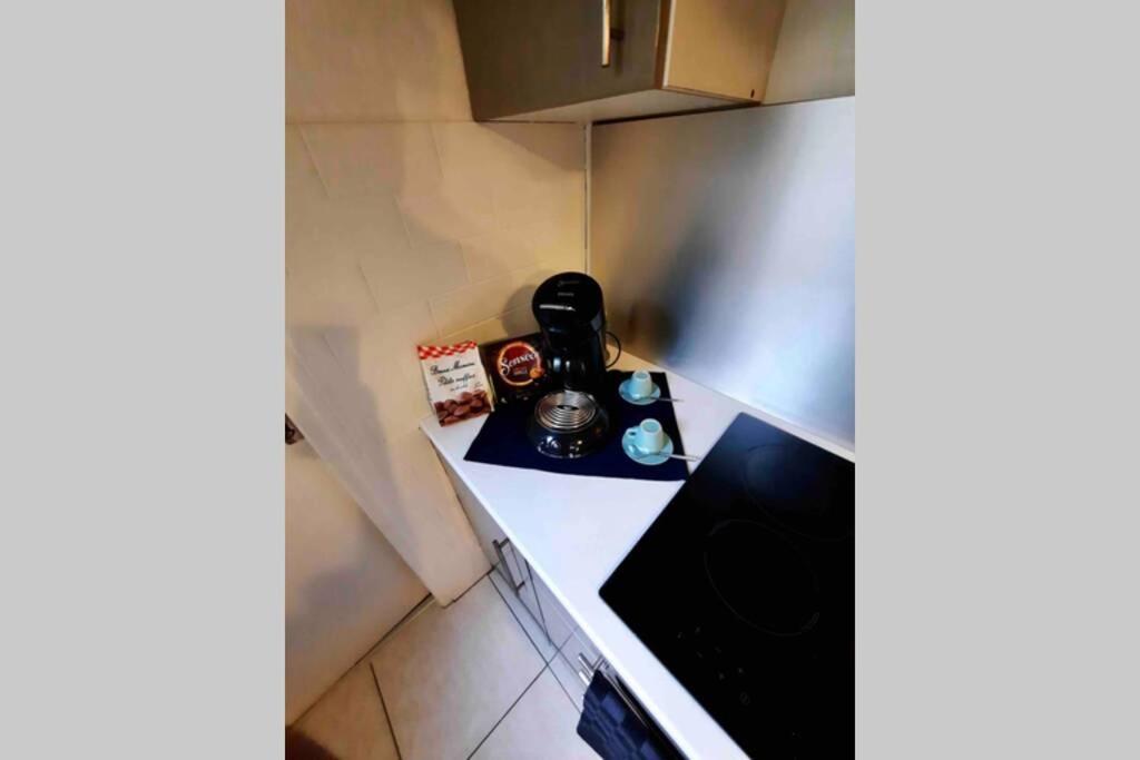 Grand Studio Confort Avec Exterieur Reims Ngoại thất bức ảnh
